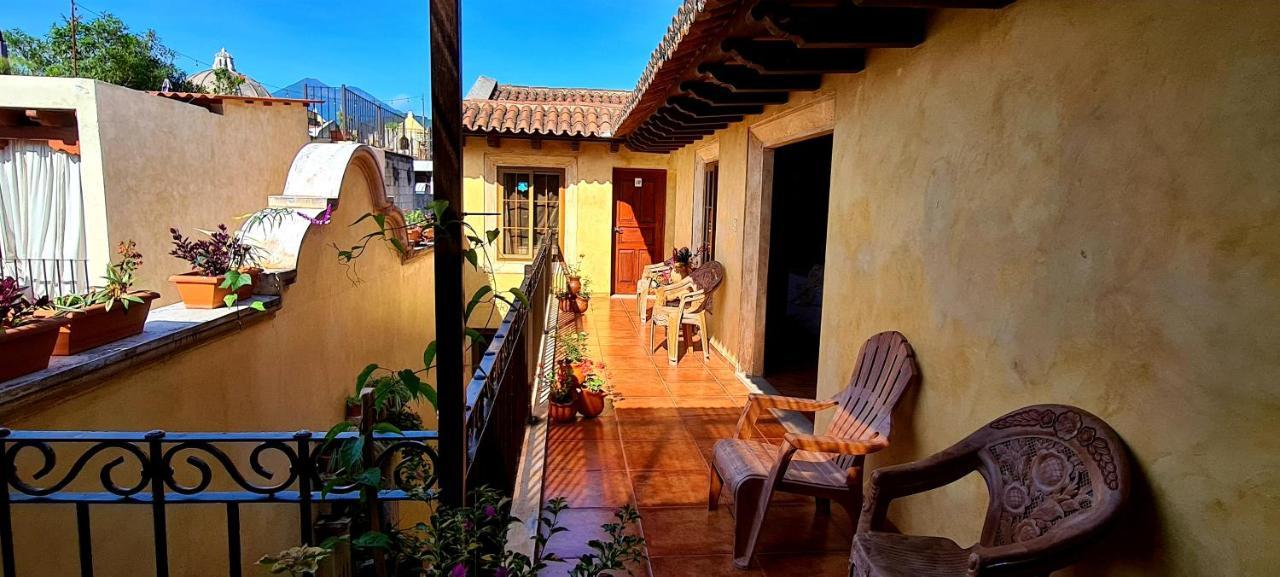 Hotel Casa Real Antigua Exterior photo