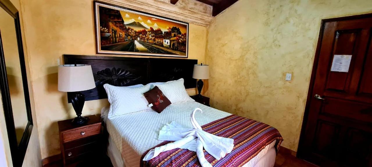 Hotel Casa Real Antigua Exterior photo