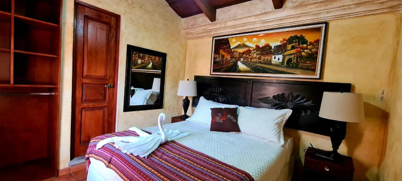 Hotel Casa Real Antigua Exterior photo